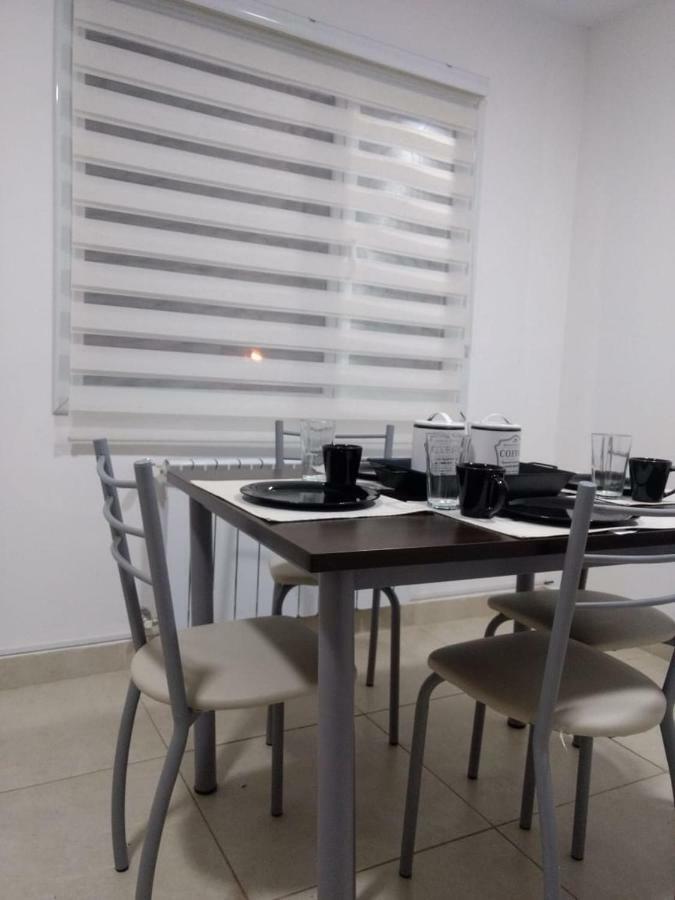 Lepol Apartment อูซัวยา ภายนอก รูปภาพ